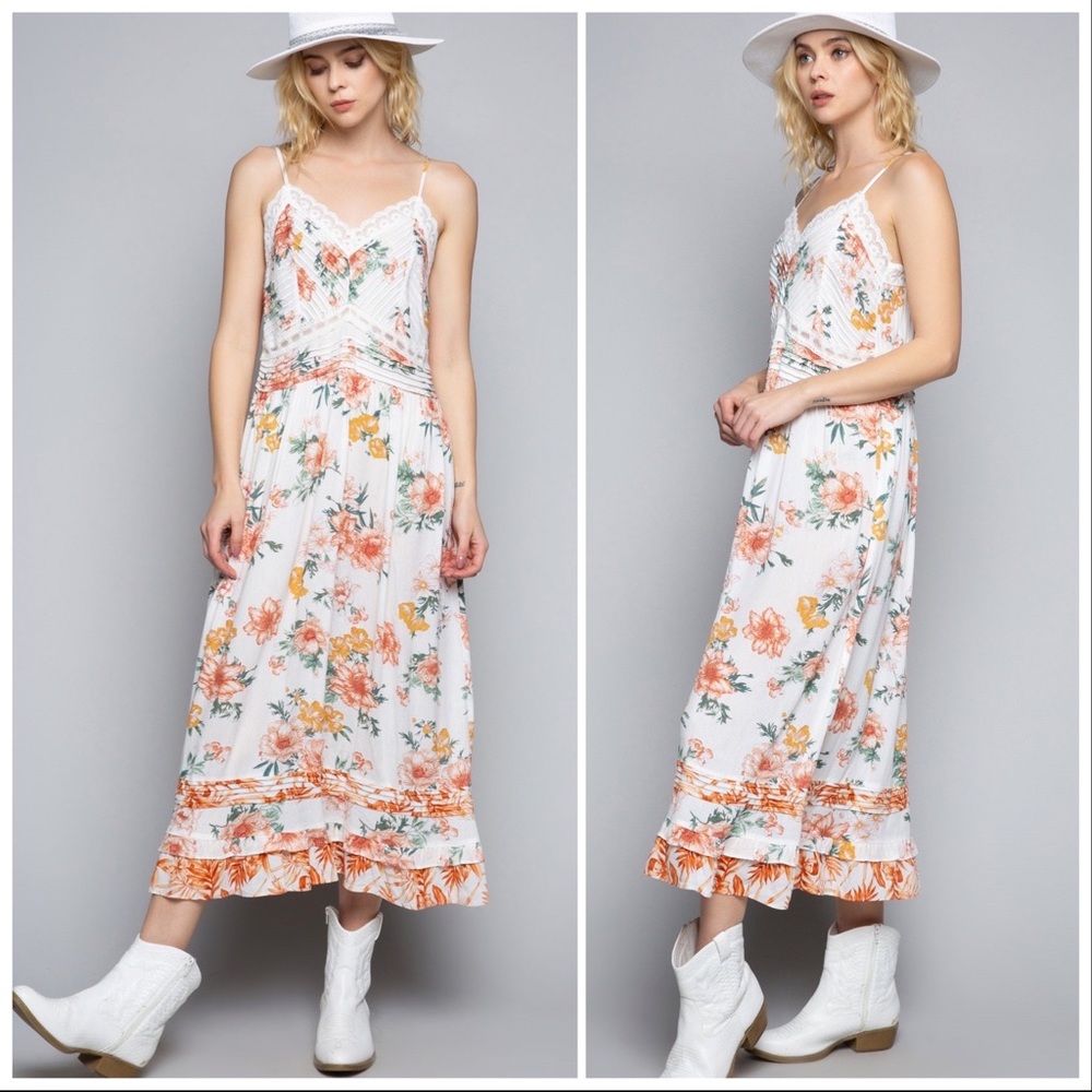 A Summer’s Delight in Florals Woven Dress - Picture 8 of 13